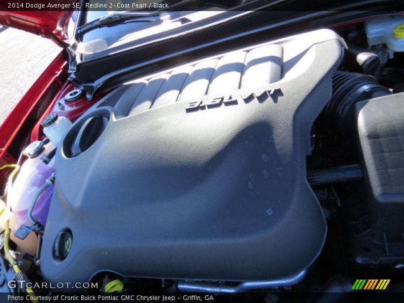 Redline 2-Coat Pearl / Black 2014 Dodge Avenger SE