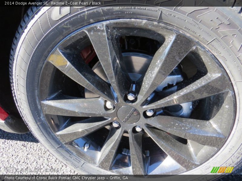 Redline 2-Coat Pearl / Black 2014 Dodge Avenger SE