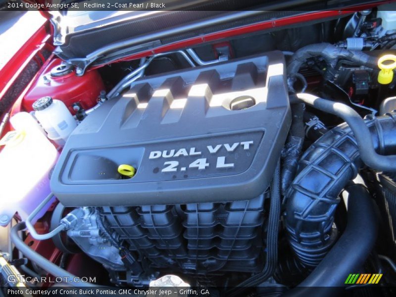 Redline 2-Coat Pearl / Black 2014 Dodge Avenger SE