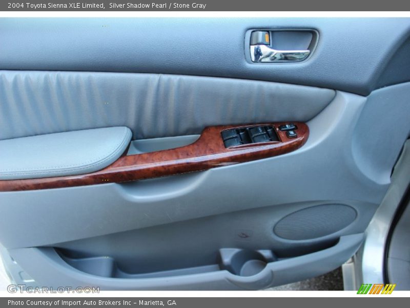 Silver Shadow Pearl / Stone Gray 2004 Toyota Sienna XLE Limited