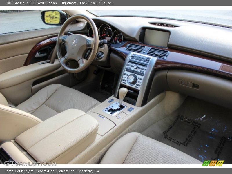 Dashboard of 2006 RL 3.5 AWD Sedan