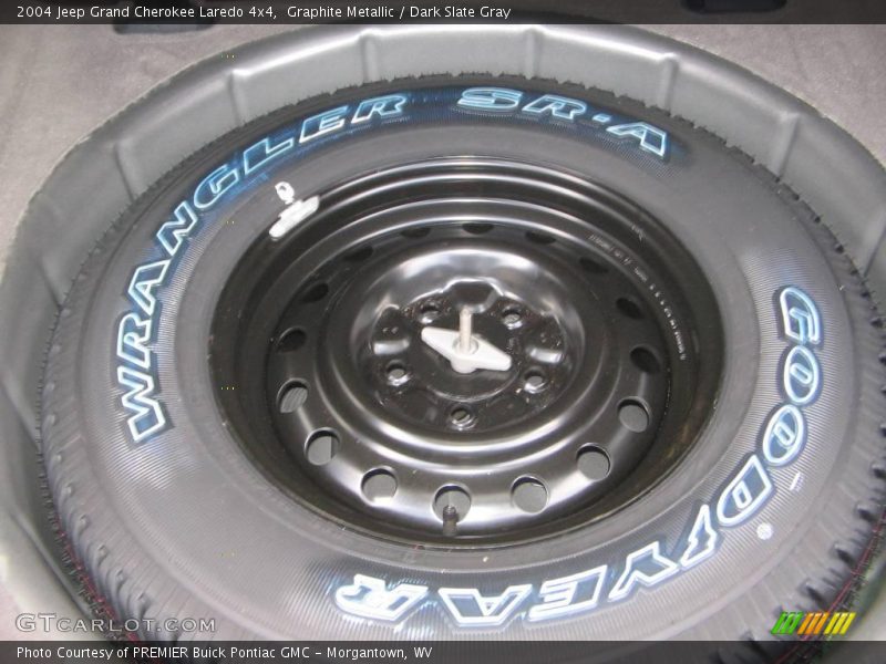 Graphite Metallic / Dark Slate Gray 2004 Jeep Grand Cherokee Laredo 4x4