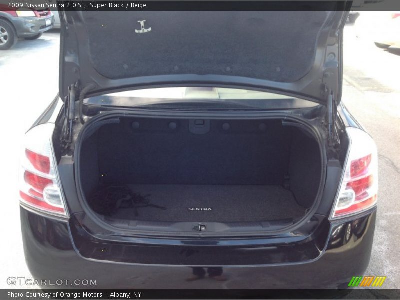 Super Black / Beige 2009 Nissan Sentra 2.0 SL