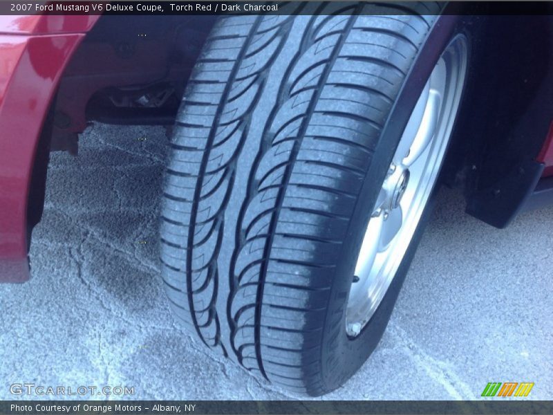 Torch Red / Dark Charcoal 2007 Ford Mustang V6 Deluxe Coupe