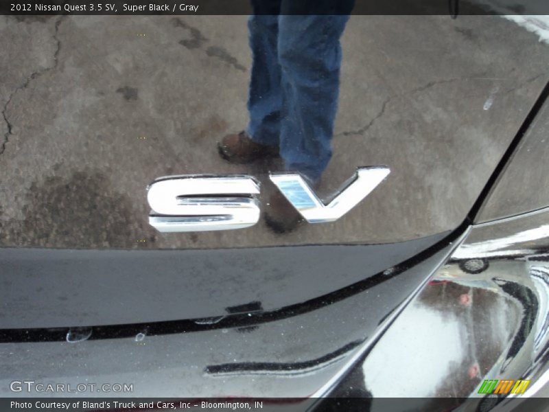 Super Black / Gray 2012 Nissan Quest 3.5 SV