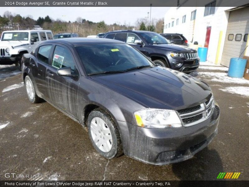 Granite Crystal Metallic / Black 2014 Dodge Avenger SE