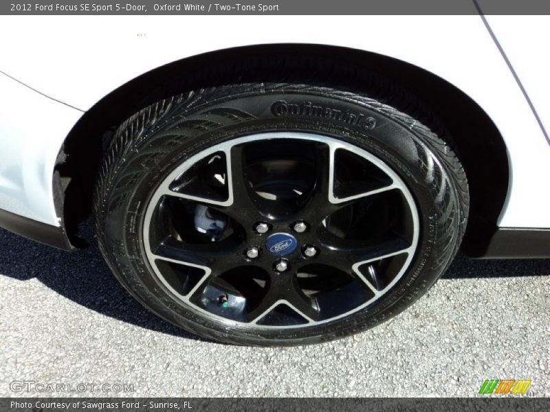 Oxford White / Two-Tone Sport 2012 Ford Focus SE Sport 5-Door