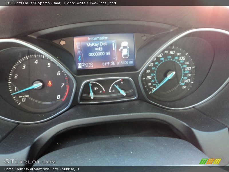 Oxford White / Two-Tone Sport 2012 Ford Focus SE Sport 5-Door