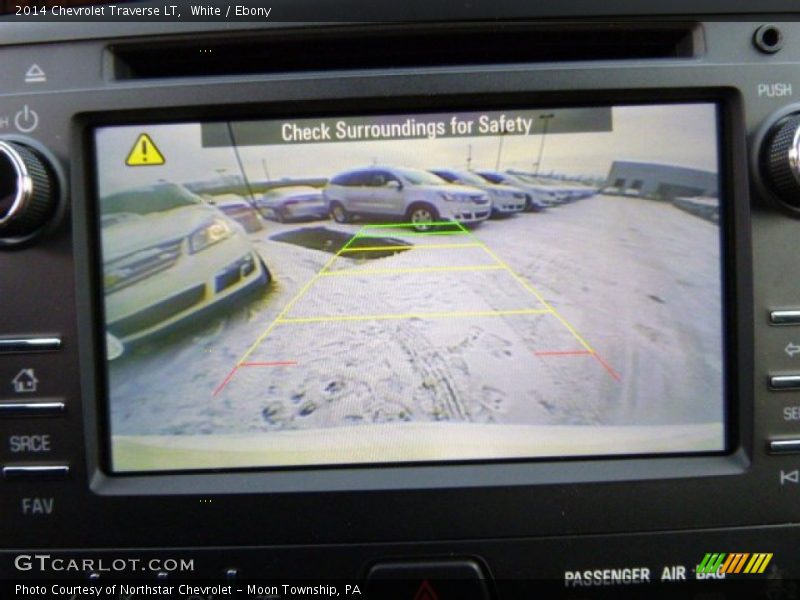 White / Ebony 2014 Chevrolet Traverse LT