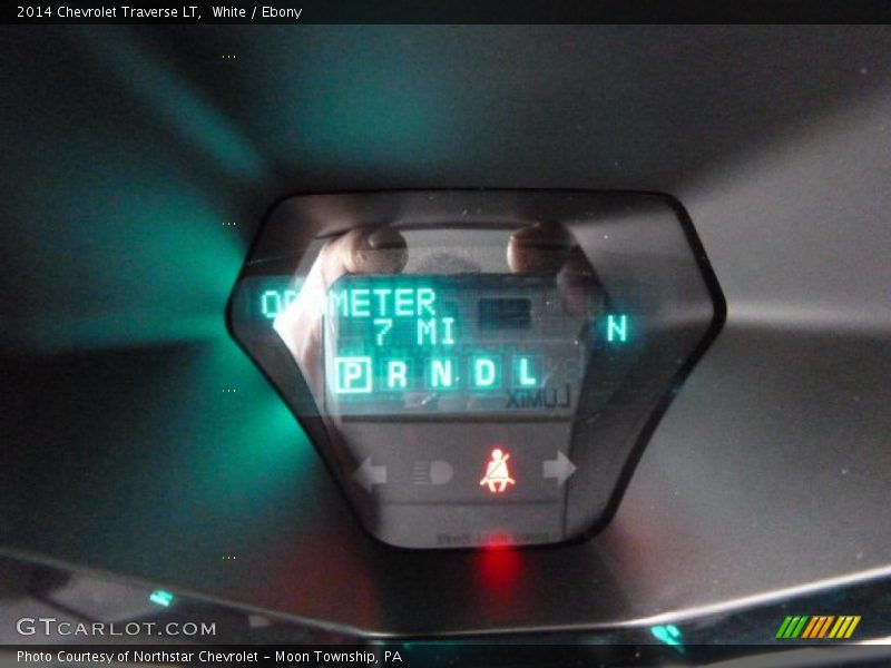 White / Ebony 2014 Chevrolet Traverse LT