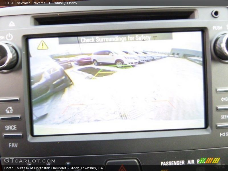 White / Ebony 2014 Chevrolet Traverse LT