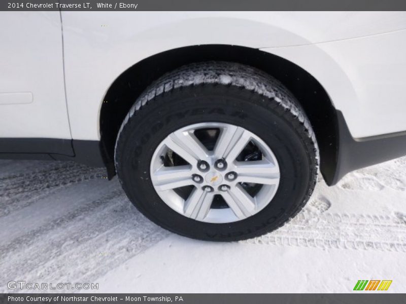 White / Ebony 2014 Chevrolet Traverse LT