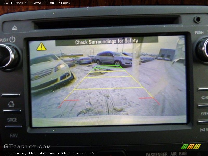 White / Ebony 2014 Chevrolet Traverse LT