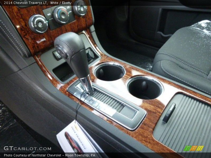 White / Ebony 2014 Chevrolet Traverse LT