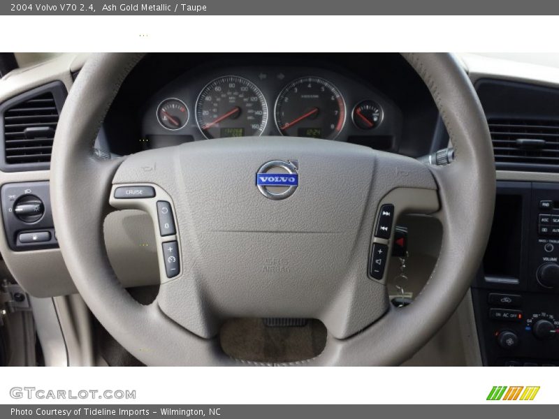  2004 V70 2.4 Steering Wheel
