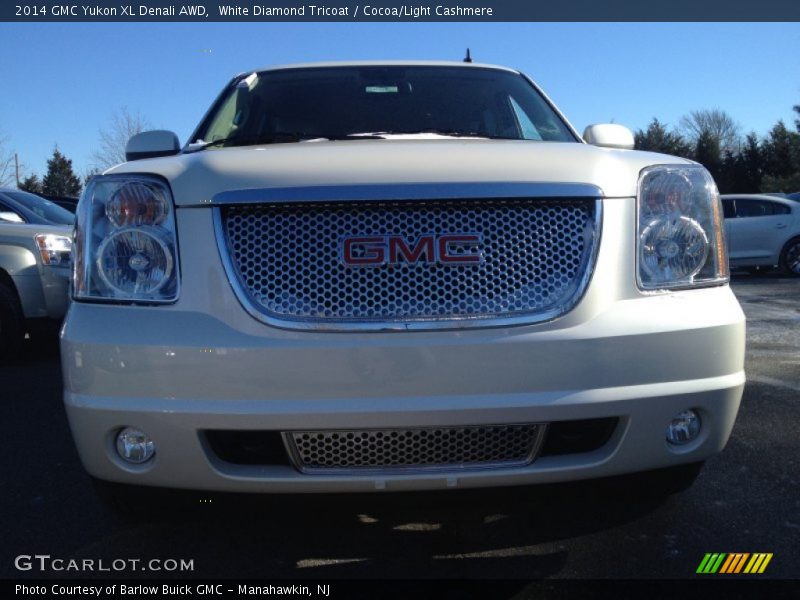 White Diamond Tricoat / Cocoa/Light Cashmere 2014 GMC Yukon XL Denali AWD