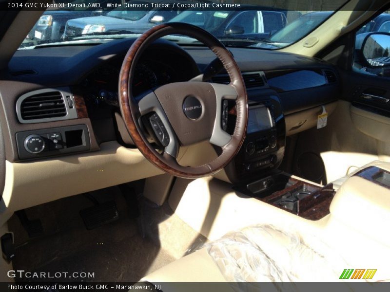 White Diamond Tricoat / Cocoa/Light Cashmere 2014 GMC Yukon XL Denali AWD