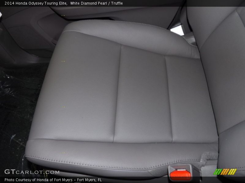 White Diamond Pearl / Truffle 2014 Honda Odyssey Touring Elite