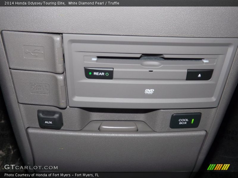 White Diamond Pearl / Truffle 2014 Honda Odyssey Touring Elite