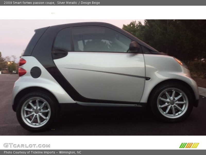 Silver Metallic / Design Beige 2009 Smart fortwo passion coupe