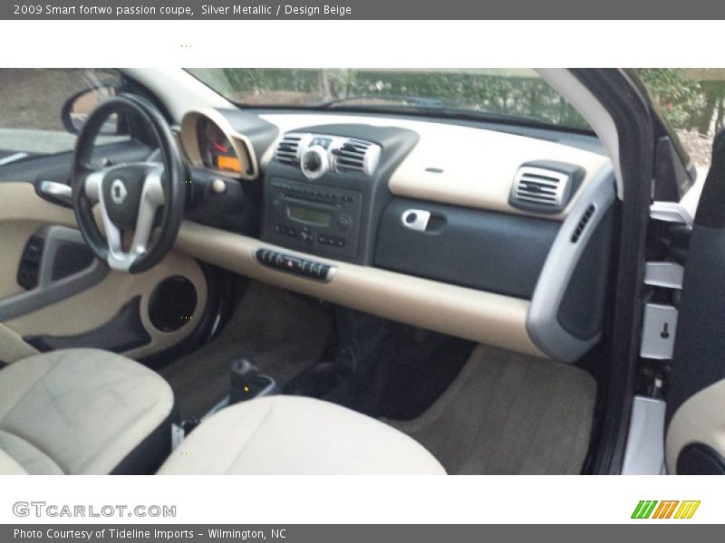 Silver Metallic / Design Beige 2009 Smart fortwo passion coupe