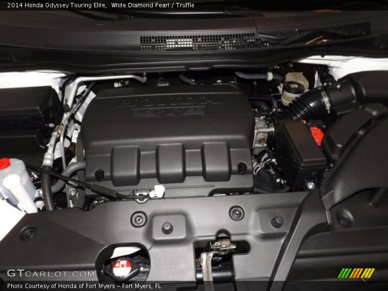 White Diamond Pearl / Truffle 2014 Honda Odyssey Touring Elite
