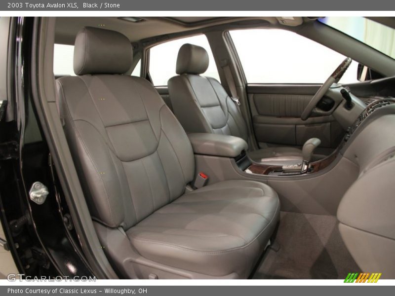 Black / Stone 2003 Toyota Avalon XLS