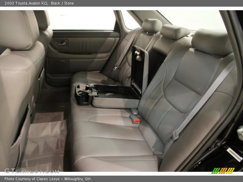 Black / Stone 2003 Toyota Avalon XLS