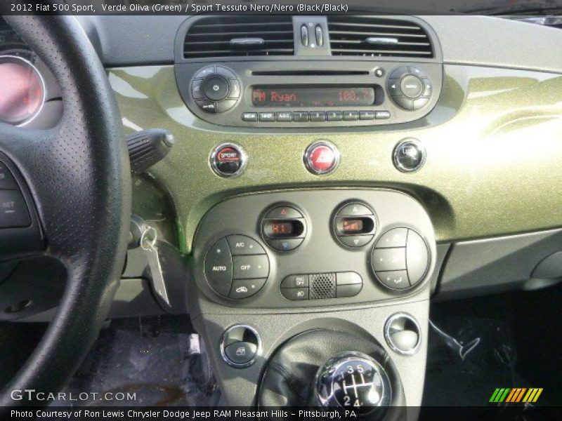 Verde Oliva (Green) / Sport Tessuto Nero/Nero (Black/Black) 2012 Fiat 500 Sport