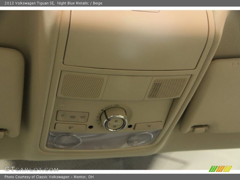 Night Blue Metallic / Beige 2013 Volkswagen Tiguan SE