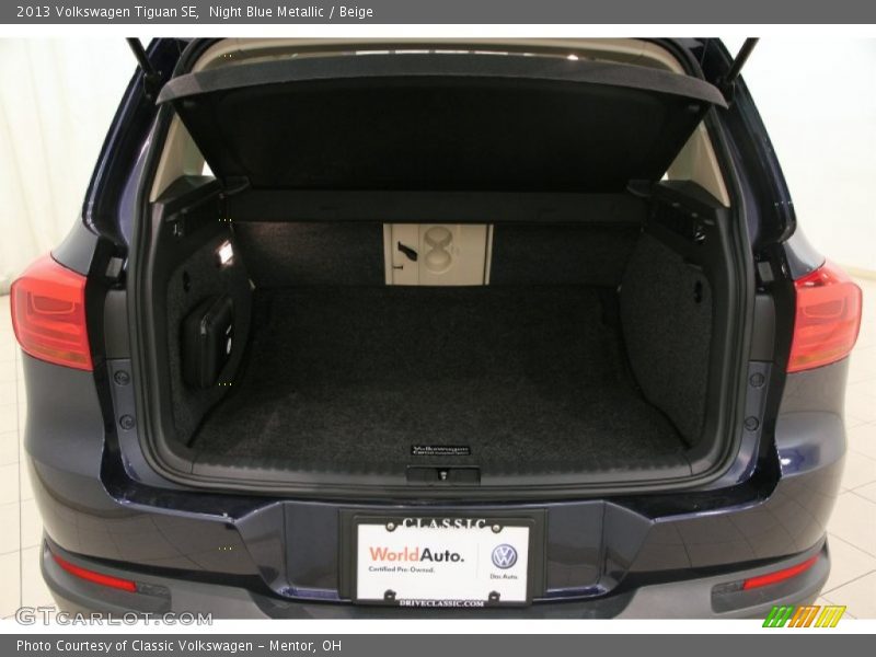 Night Blue Metallic / Beige 2013 Volkswagen Tiguan SE