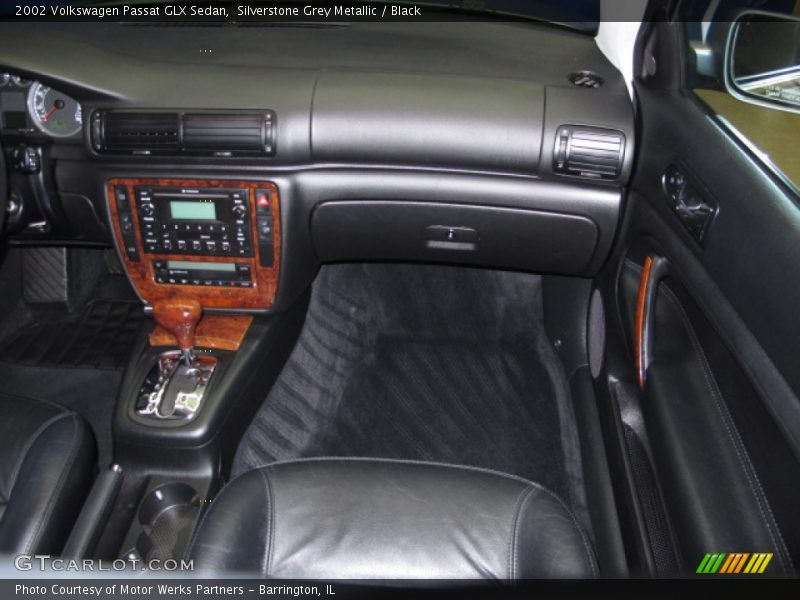Silverstone Grey Metallic / Black 2002 Volkswagen Passat GLX Sedan