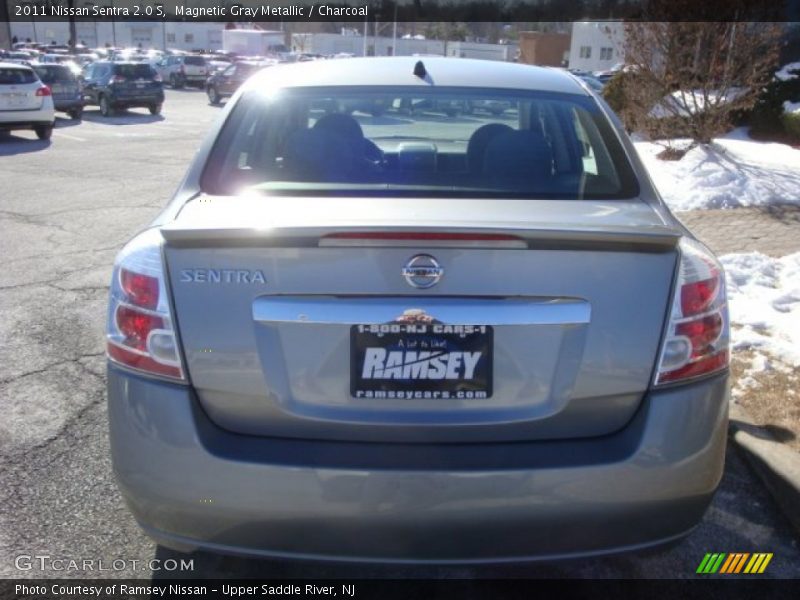 Magnetic Gray Metallic / Charcoal 2011 Nissan Sentra 2.0 S