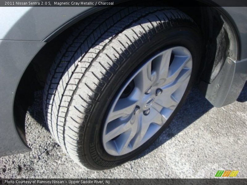 Magnetic Gray Metallic / Charcoal 2011 Nissan Sentra 2.0 S