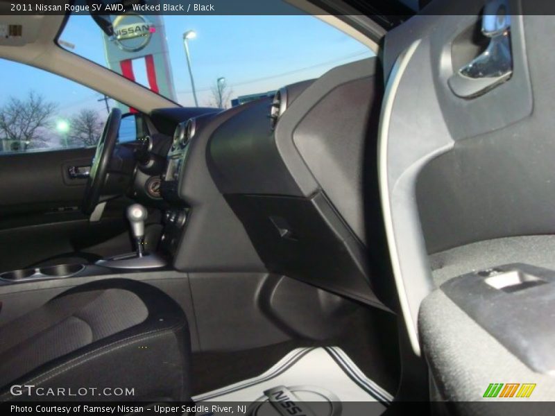 Wicked Black / Black 2011 Nissan Rogue SV AWD