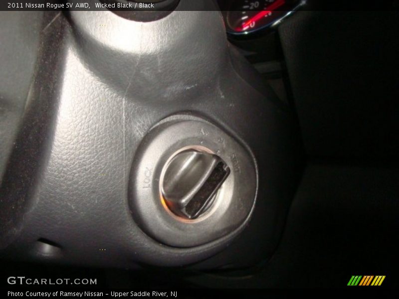 Wicked Black / Black 2011 Nissan Rogue SV AWD