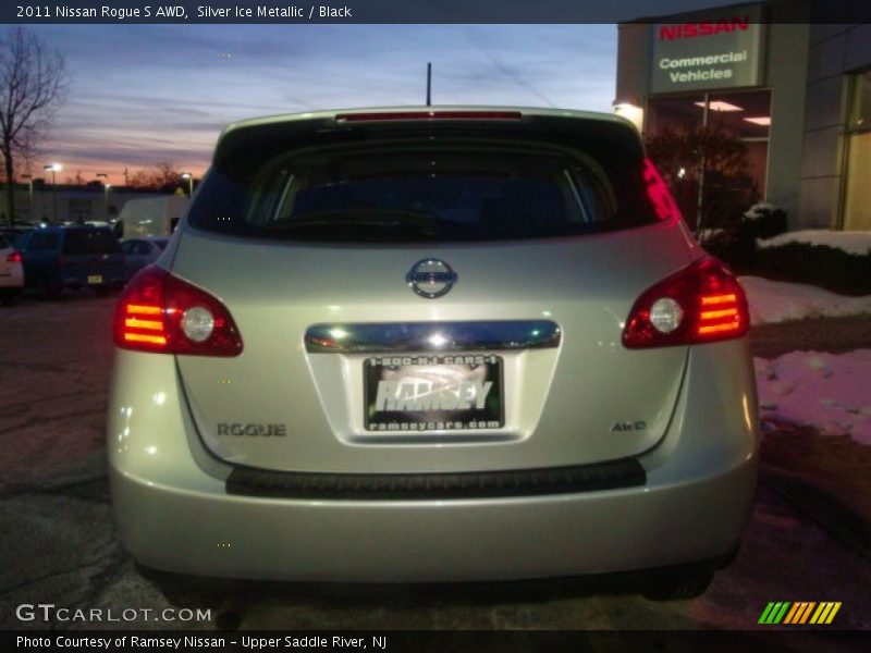 Silver Ice Metallic / Black 2011 Nissan Rogue S AWD