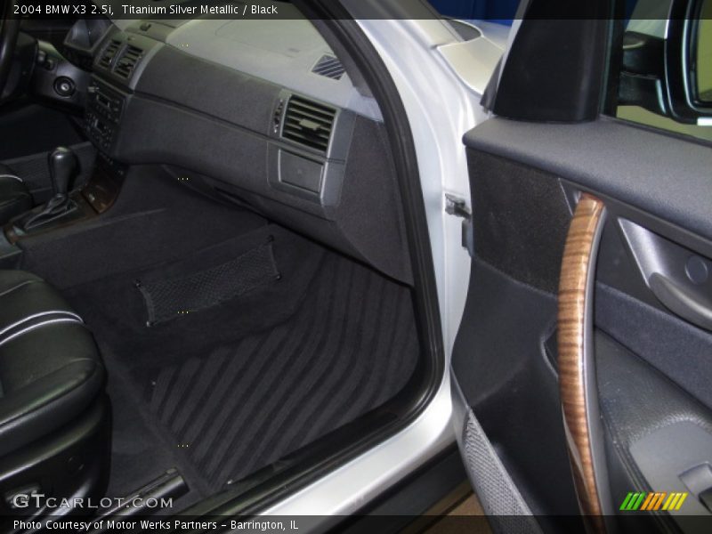 Titanium Silver Metallic / Black 2004 BMW X3 2.5i