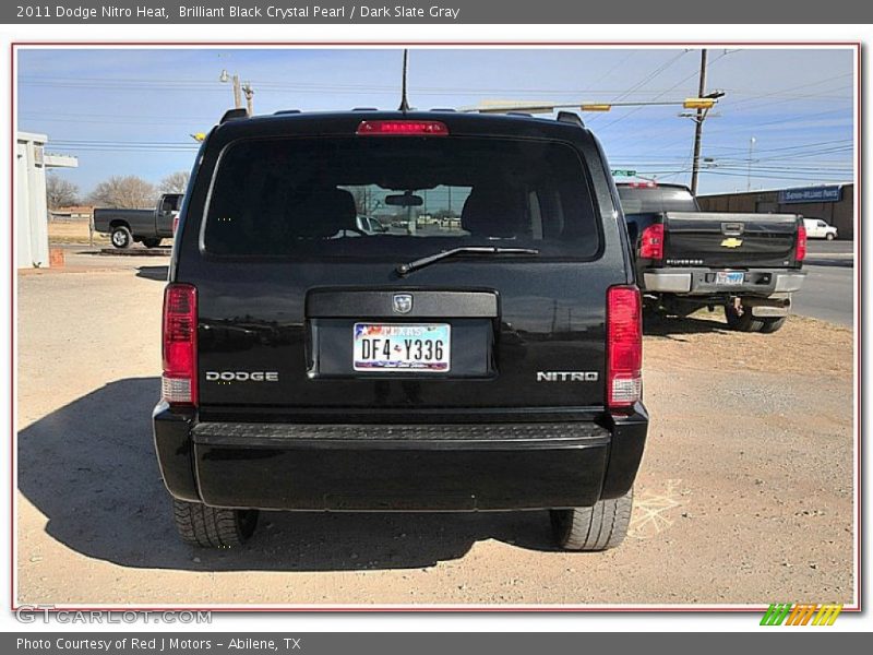 Brilliant Black Crystal Pearl / Dark Slate Gray 2011 Dodge Nitro Heat