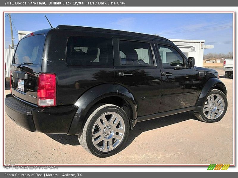 Brilliant Black Crystal Pearl / Dark Slate Gray 2011 Dodge Nitro Heat