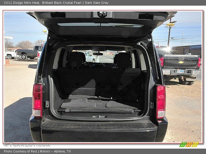 Brilliant Black Crystal Pearl / Dark Slate Gray 2011 Dodge Nitro Heat
