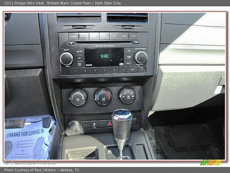 Brilliant Black Crystal Pearl / Dark Slate Gray 2011 Dodge Nitro Heat