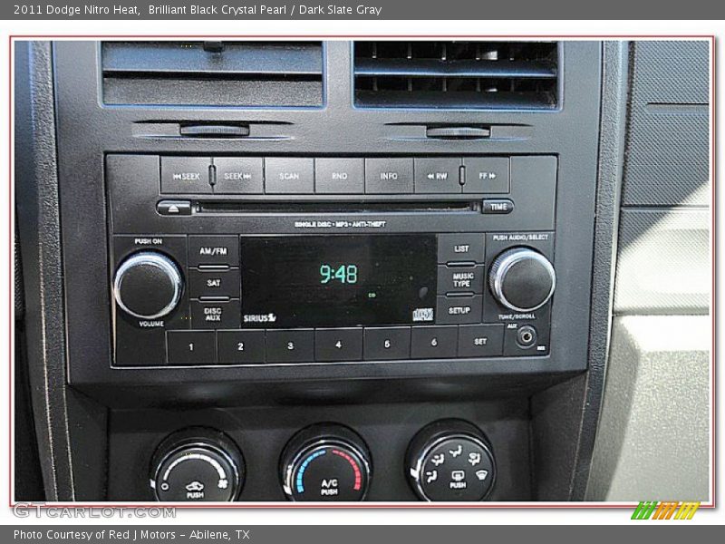 Brilliant Black Crystal Pearl / Dark Slate Gray 2011 Dodge Nitro Heat