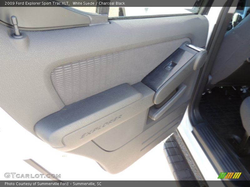 White Suede / Charcoal Black 2009 Ford Explorer Sport Trac XLT