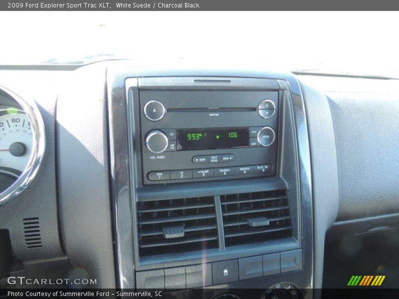 White Suede / Charcoal Black 2009 Ford Explorer Sport Trac XLT