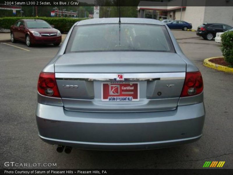 Ice Blue / Gray 2004 Saturn L300 2 Sedan