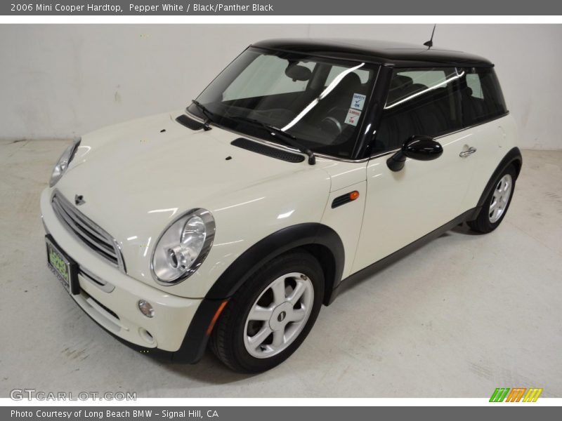 Pepper White / Black/Panther Black 2006 Mini Cooper Hardtop