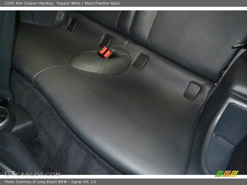 Pepper White / Black/Panther Black 2006 Mini Cooper Hardtop