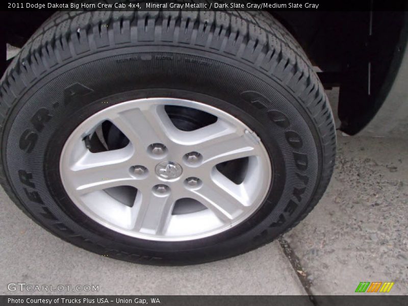 Mineral Gray Metallic / Dark Slate Gray/Medium Slate Gray 2011 Dodge Dakota Big Horn Crew Cab 4x4