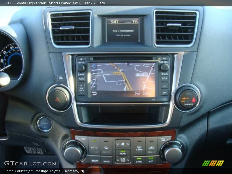 Controls of 2013 Highlander Hybrid Limited 4WD